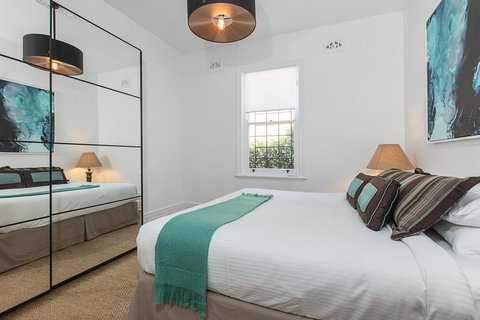 Elegant Family Home Close To Harbour And Views - Northern Rivers Accommodation 1