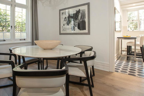 Elegant Family Home Close To Harbour And Views - Northern Rivers Accommodation 4