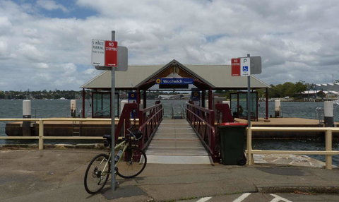 Elegant Family Home Close To Harbour And Views - Northern Rivers Accommodation 18