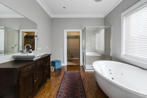 The Spa Cottage With HotTub, Netflix & Stan - Northern Rivers Accommodation 12