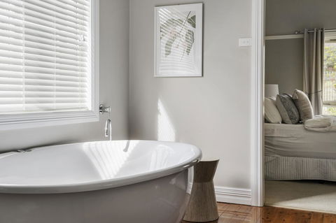 The Spa Cottage With HotTub, Netflix & Stan - Northern Rivers Accommodation 3