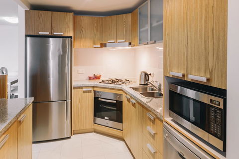 Newcastle Central Plaza Apartment Hotel Official - Northern Rivers Accommodation 24