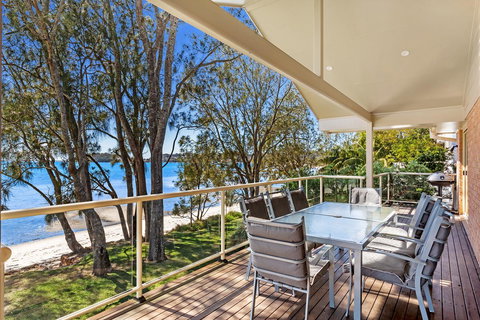 Foreshore Drive, 123, Sandranch - Northern Rivers Accommodation 0