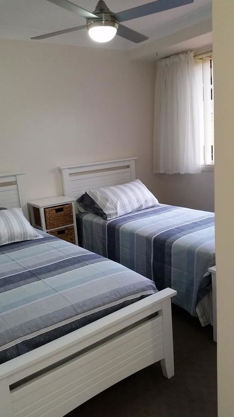 Twin Palms Holiday House At Lighthouse - Northern Rivers Accommodation 10