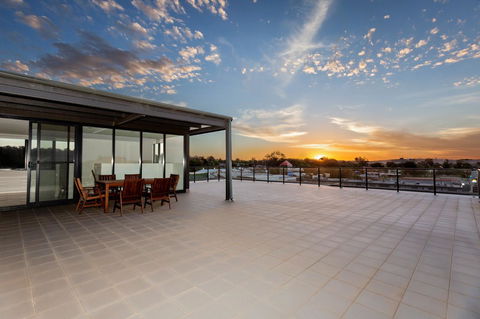 The Penthouse - Northern Rivers Accommodation 33