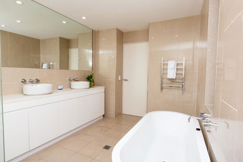 The Penthouse - Northern Rivers Accommodation 14