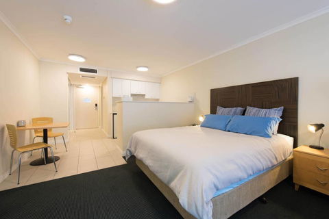 Grande Esplanade Studio - Northern Rivers Accommodation 7