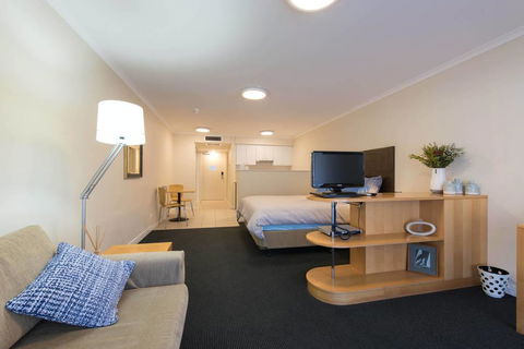 Grande Esplanade Studio - Northern Rivers Accommodation 6