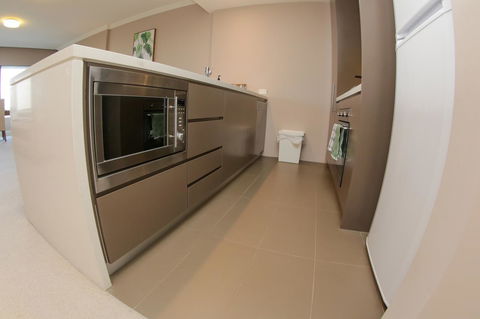 Olympic Park Sunshine 2 Bedrooms Apts With Private Parking - Northern Rivers Accommodation 8