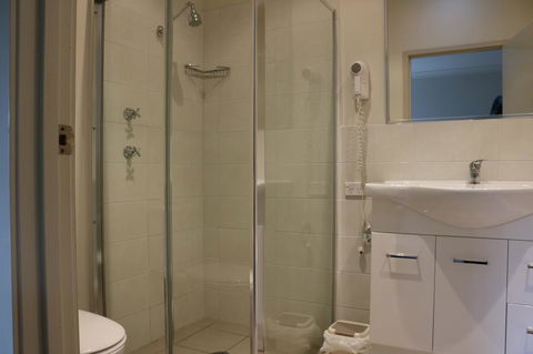 Beaches Apartments Merimbula - Northern Rivers Accommodation 18