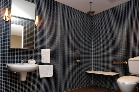 Crown Hotel Surry Hills - Northern Rivers Accommodation 24