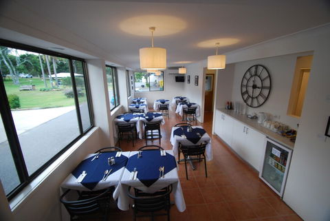 Fern Bay Motel - Northern Rivers Accommodation 24