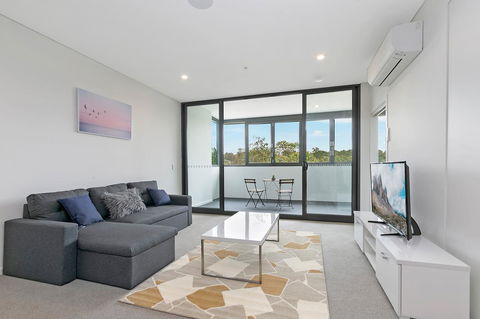 Stylish And Neat Two Bed Apartment In Wentworth Point - Northern Rivers Accommodation 0
