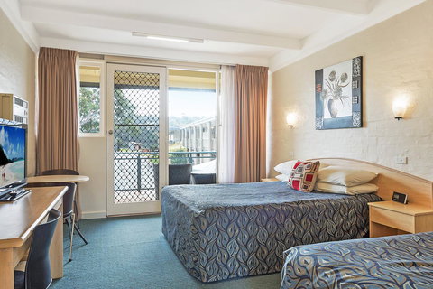 Black Dolphin Resort Motel & Apartments - Northern Rivers Accommodation 13