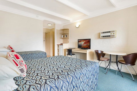 Black Dolphin Resort Motel & Apartments - Northern Rivers Accommodation 10