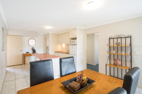 Black Dolphin Resort Motel & Apartments - Northern Rivers Accommodation 4