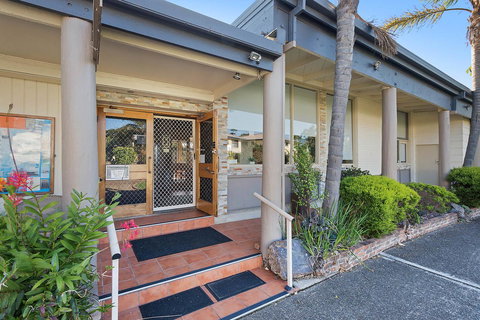 Black Dolphin Resort Motel & Apartments - Northern Rivers Accommodation 42