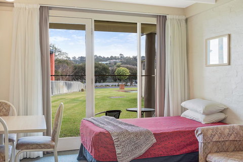 Black Dolphin Resort Motel & Apartments - Northern Rivers Accommodation 15