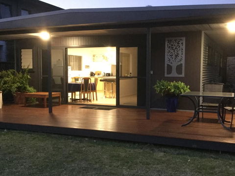 Rocketz At Berrara Beach - Northern Rivers Accommodation 15
