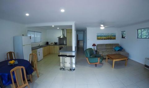 Rocketz At Berrara Beach - Northern Rivers Accommodation 18