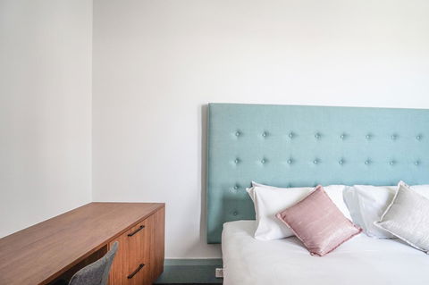 Oasis On Beamish Hotel - Northern Rivers Accommodation 24
