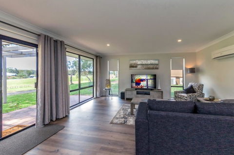 Horizons Retreat & Golf, Villa 133 - Northern Rivers Accommodation 2