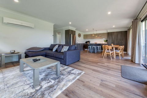 Horizons Retreat & Golf, Villa 133 - Northern Rivers Accommodation 3
