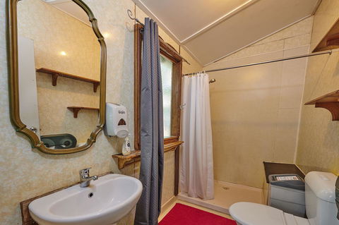 Arts Factory By Nomads - Northern Rivers Accommodation 8