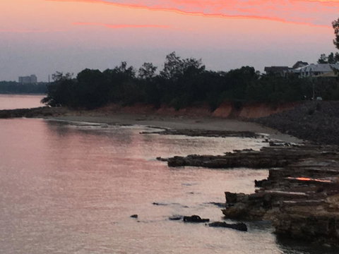 Nightcliff Foreshore Getaway - McKay Gardens - Northern Rivers Accommodation 32