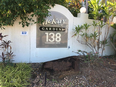 Nightcliff Foreshore Getaway - McKay Gardens - Northern Rivers Accommodation 2