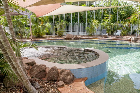 Nightcliff Foreshore Getaway - McKay Gardens - Northern Rivers Accommodation 0