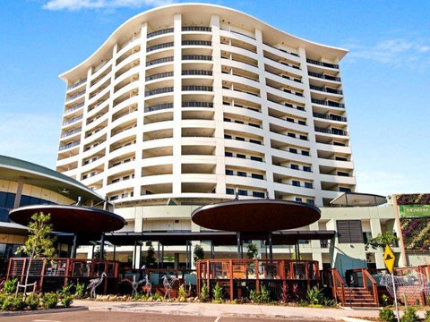 Nomikis\'On The Avenue - Northern Rivers Accommodation 16