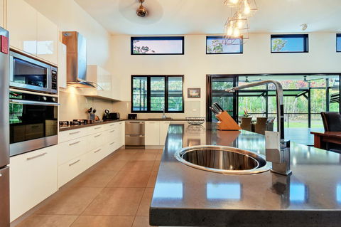 'Tropical Oasis - Darwin NT - Northern Rivers Accommodation 6