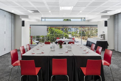 Oaks Darwin Elan Hotel - Northern Rivers Accommodation 25