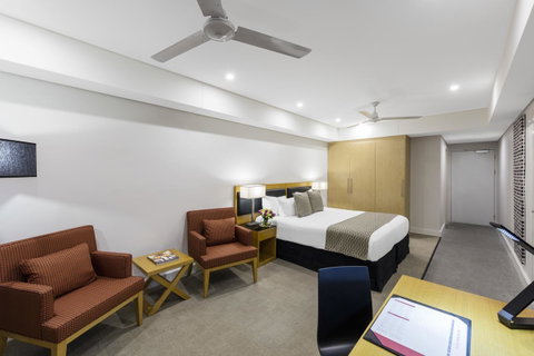 Oaks Darwin Elan Hotel - Northern Rivers Accommodation 11