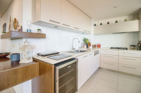 ZEN BY THE WATER - Esplanade Darwin Retreat - Northern Rivers Accommodation 23