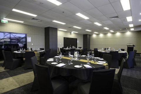 DoubleTree By Hilton Esplanade Darwin - Northern Rivers Accommodation 36