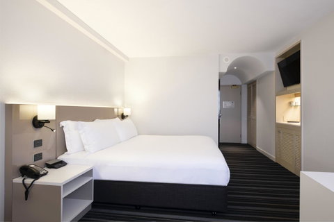 DoubleTree By Hilton Esplanade Darwin - Northern Rivers Accommodation 10
