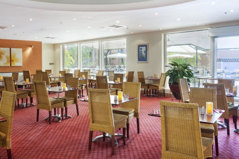DoubleTree By Hilton Esplanade Darwin - Northern Rivers Accommodation 29