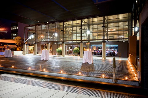DoubleTree By Hilton Esplanade Darwin - Northern Rivers Accommodation 32
