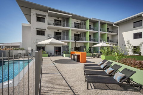 Hudson Berrimah - Northern Rivers Accommodation 1