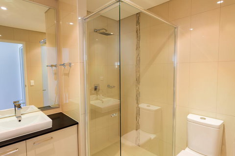 Kakadu @ The Kube (Darwin City) - Northern Rivers Accommodation 10