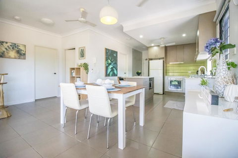 ZEN QUEST - The NOMADS PAD Near Nightcliff Markets & Sunset Foreshore - Northern Rivers Accommodation 13