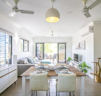 ZEN QUARTERS - The NOMADS PAD Near Nightcliff Markets  Sunset Foreshore - Northern Rivers Accommodation