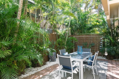 CitySide Apartment - 2 Bedroom With Private Courtyard - Northern Rivers Accommodation 13