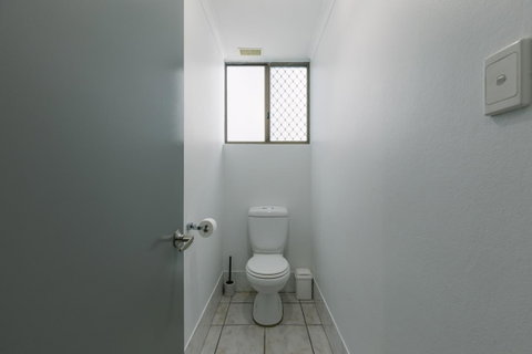 CitySide Apartment - 2 Bedroom With Private Courtyard - Northern Rivers Accommodation 20