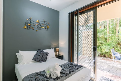 CitySide Apartment - 2 Bedroom With Private Courtyard - Northern Rivers Accommodation 14