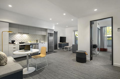 Quest Canberra City Walk - Northern Rivers Accommodation 5