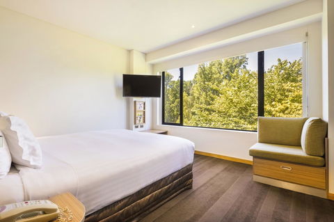 Crowne Plaza Canberra, An IHG Hotel - Northern Rivers Accommodation 30