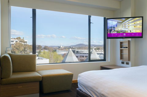 Crowne Plaza Canberra, An IHG Hotel - Northern Rivers Accommodation 19
